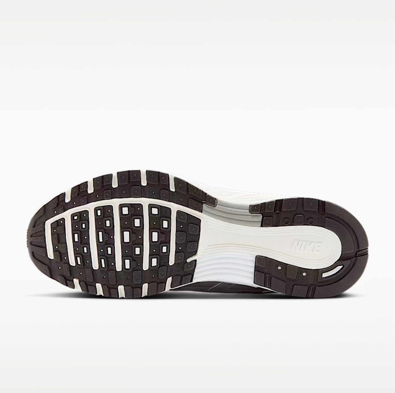 Nike P-6000 – Metallic Silver / White