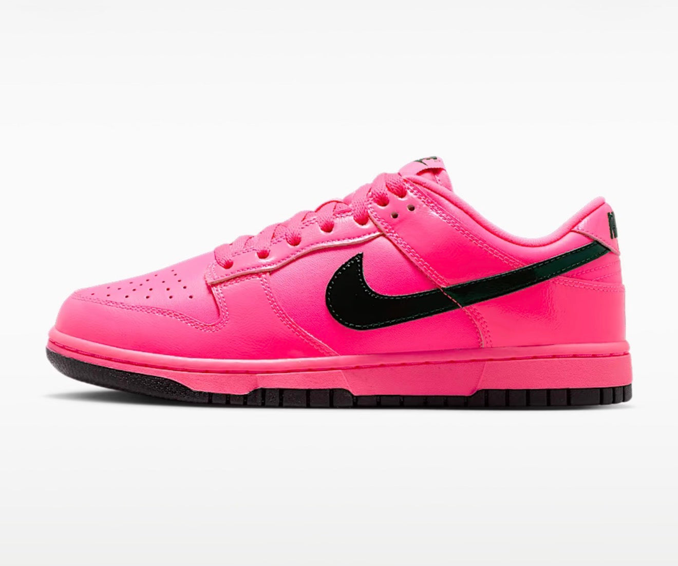 Nike Dunk Low – Fierce Pink / Black