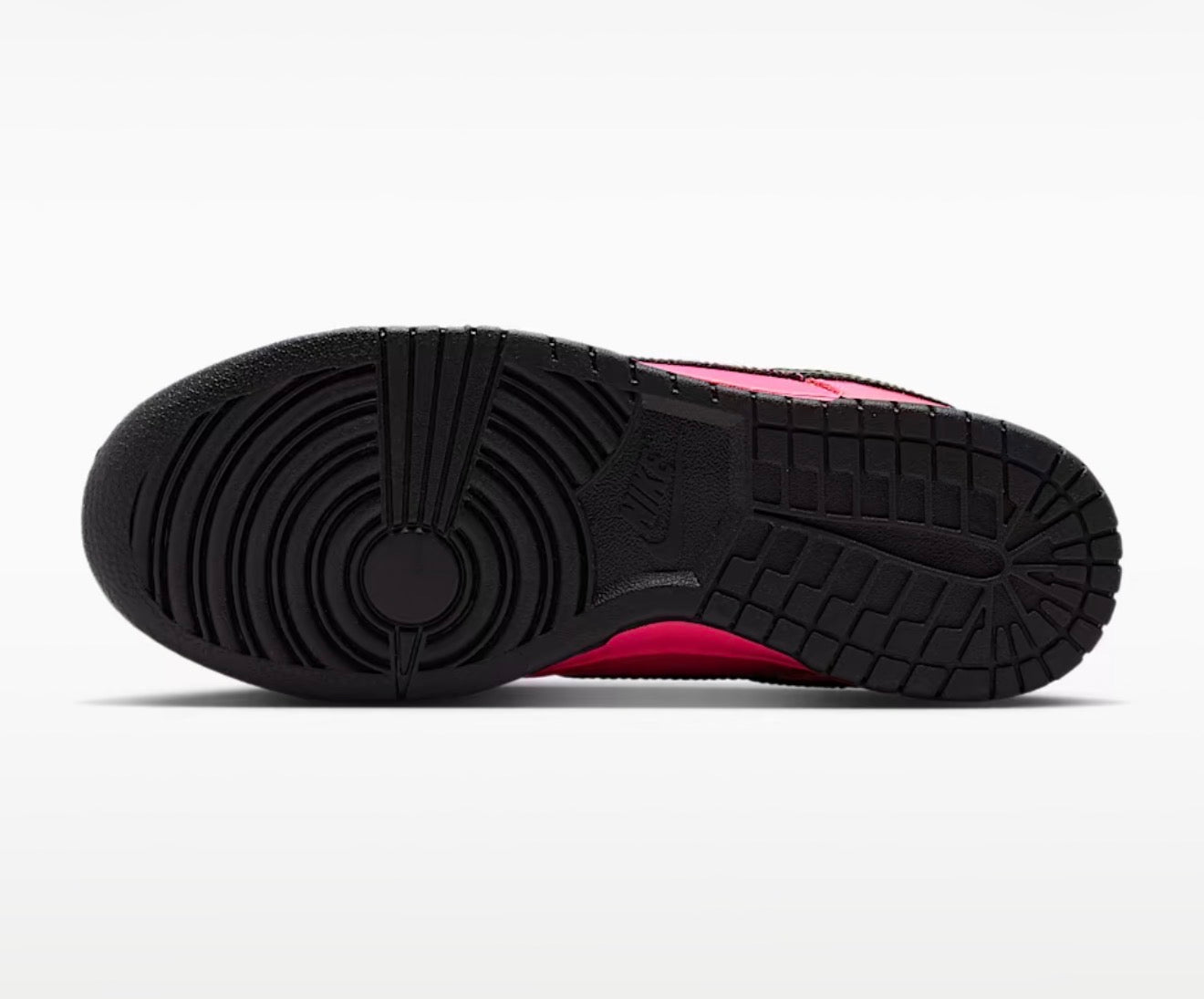 Nike Dunk Low – Fierce Pink / Black
