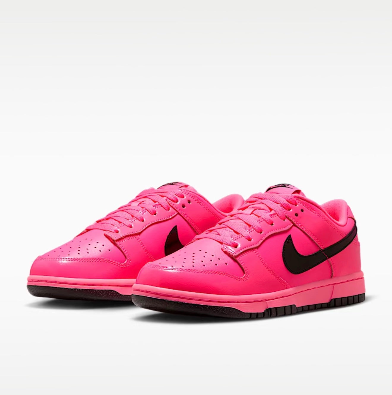 Nike Dunk Low – Fierce Pink / Black
